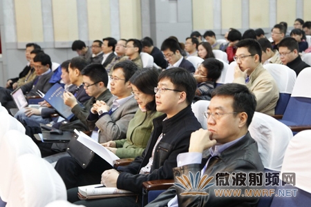 電子科大舉辦第一屆全國太赫茲科學技術學術年會